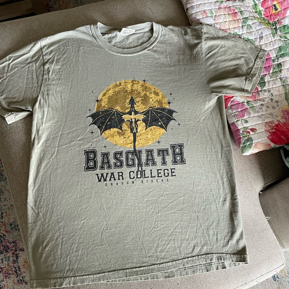 Fourth Wing Basgiath War College Tee